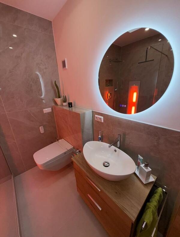 WhatsApp Image 2025-09-24 at 19.23.44 (4) (1)