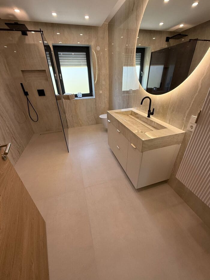 WhatsApp Image 2025-10-22 at 11.24.54 (1) (1)